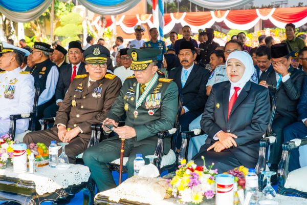 Peringati Hari Bhayangkara ke-79, Gubernur Khofifah: Dirgahayu Polri, Teruslah Jadi Benteng Pengayom dan Pelindung Masyarakat