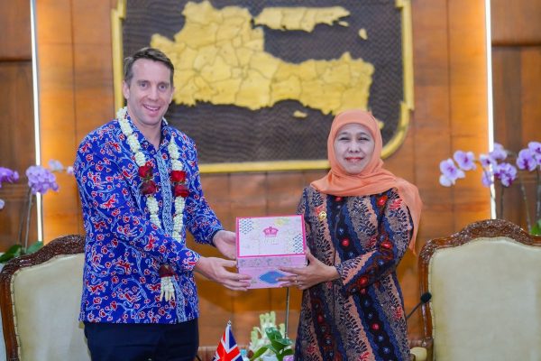 Gubernur Khofifah Apresiasi Dukungan Pemerintah Inggris Perkuat Transformasi Transportasi Publik Di Jatim